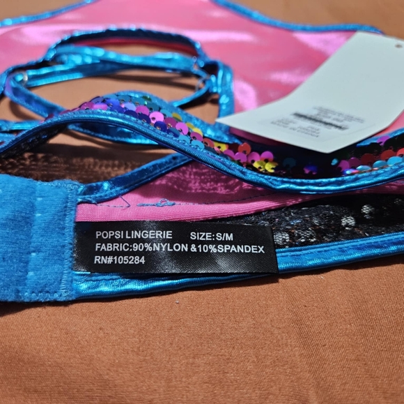 HI-NECK HALTER SETW/SEQUINS Dance Outfit - Picture 6 of 13